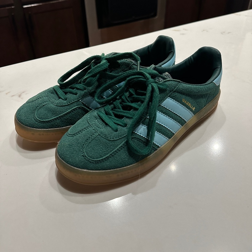 green gazelle handball shoes